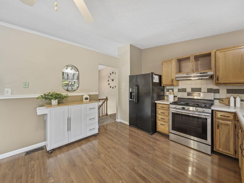 3608 Cypress Creek Drive, Columbus, OH 43228 Photo 19