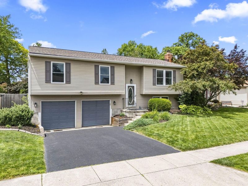 3608 Cypress Creek Drive, Columbus, OH 43228 Photo 2