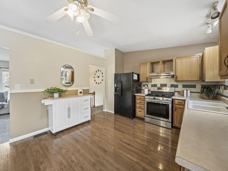 3608 Cypress Creek Drive, Columbus, OH 43228 Photo 20