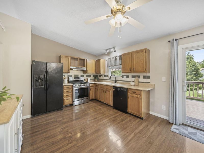 3608 Cypress Creek Drive, Columbus, OH 43228 Photo 22