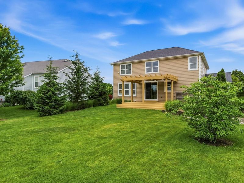 1044 Balmoral Drive , Delaware, OH 43015 Photo 2