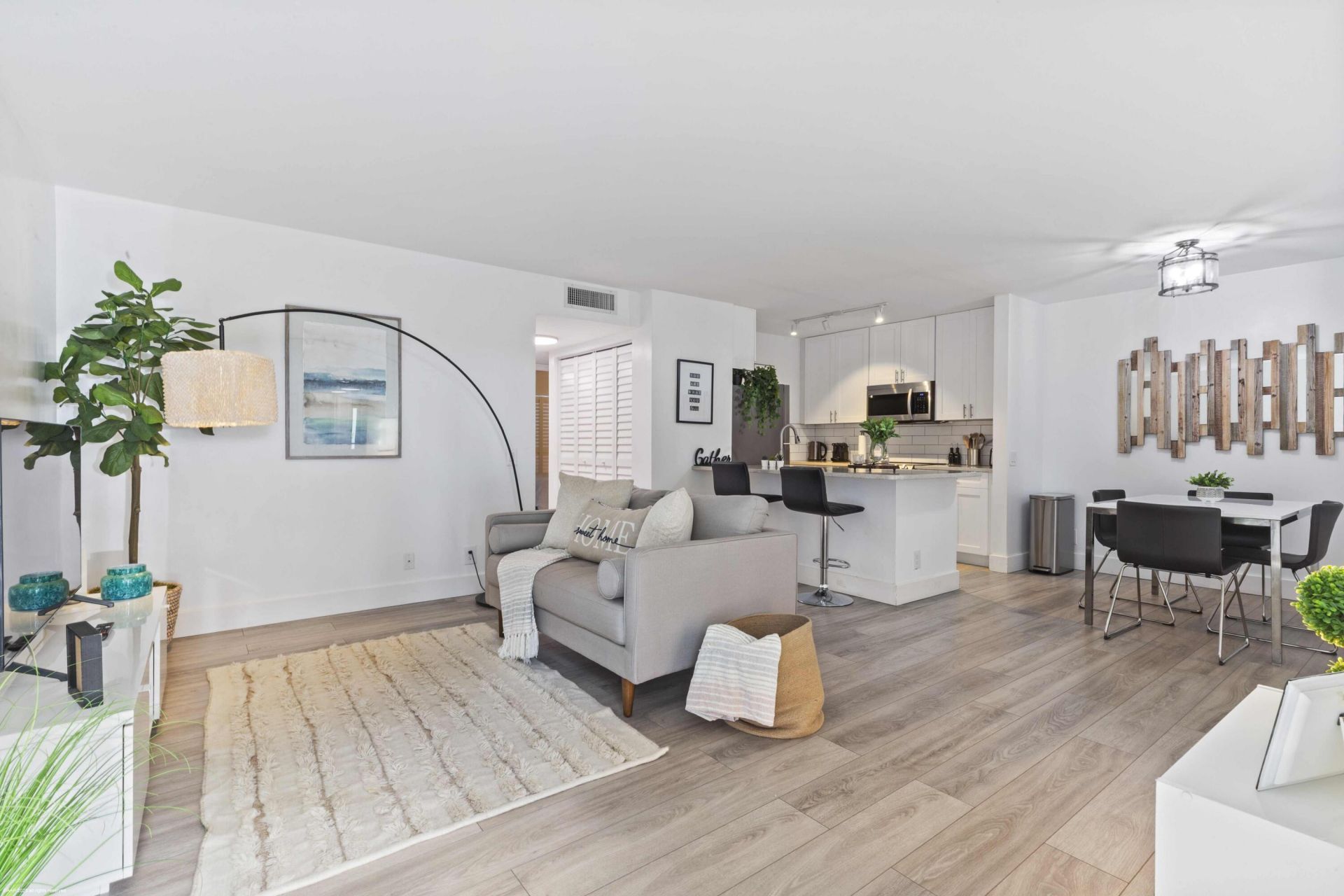 711 Forest Club Drive, Unit 108, Wellington, FL 33414 Photo