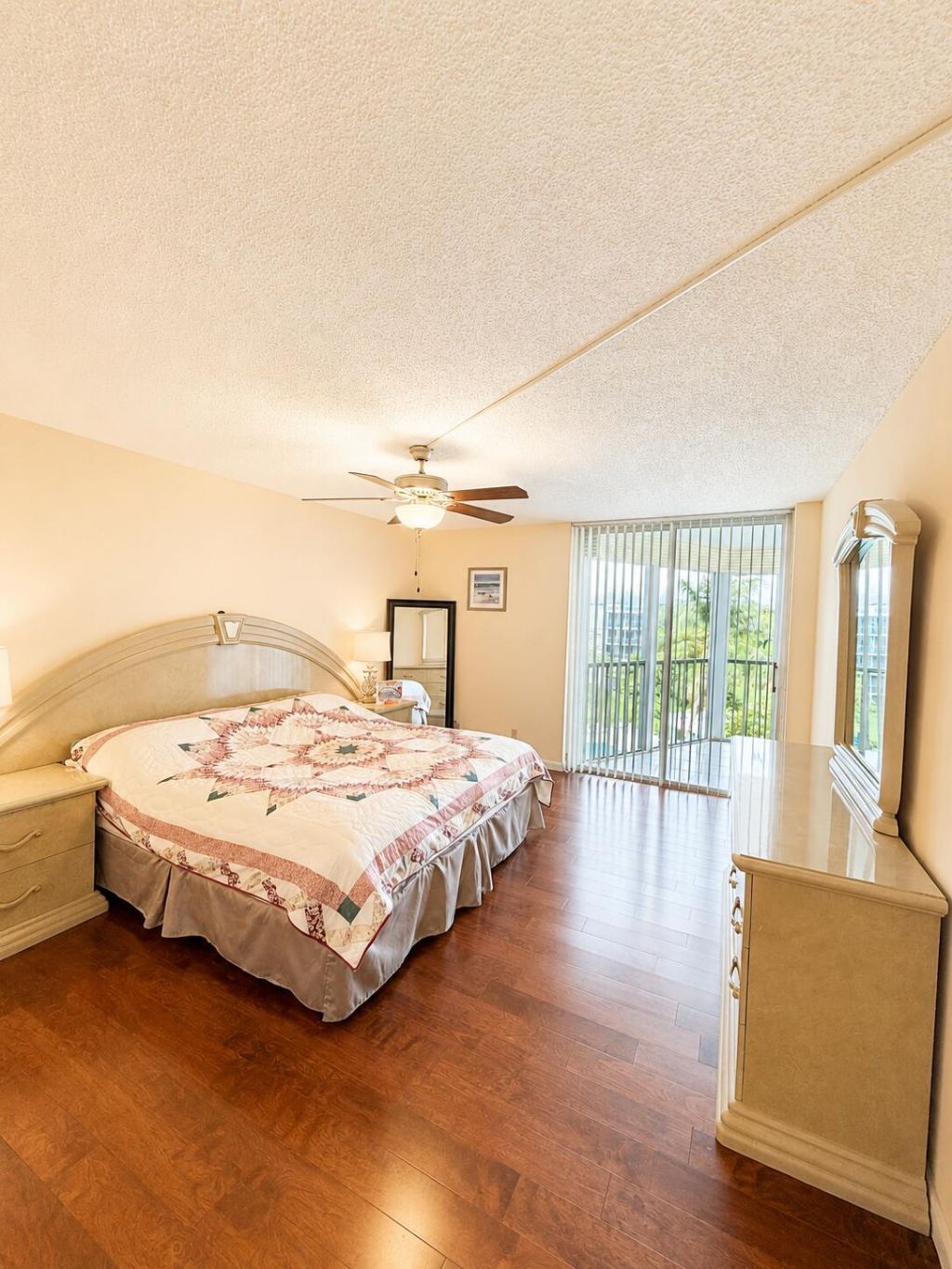 6500 NW 2nd Avenue, Unit 512, Boca Raton, FL 33487 Photo