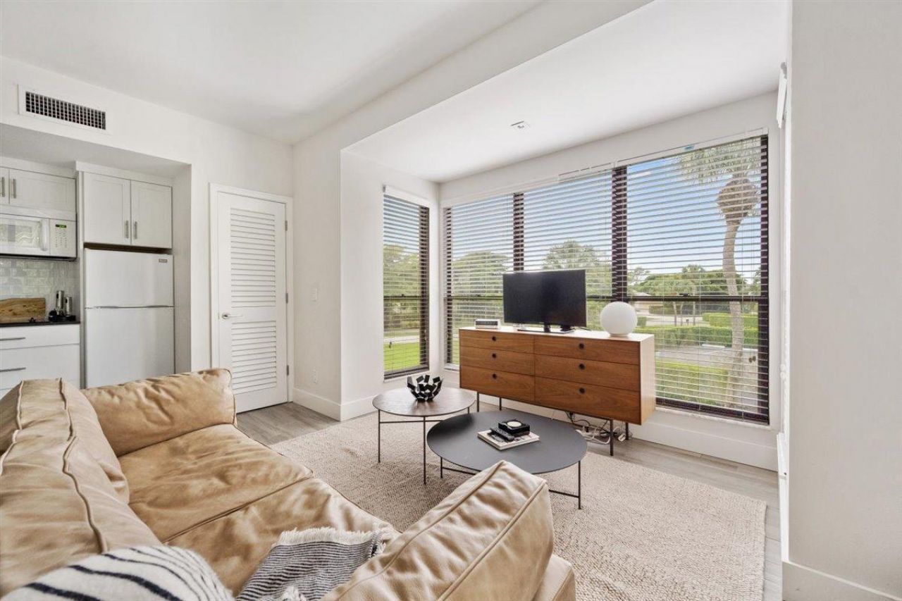 11818 Pebblewood Drive, Wellington, FL 33414 Photo