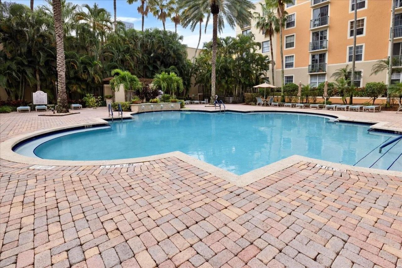 651 Okeechobee Boulevard, Unit 1204, West Palm Beach, FL 33401 Photo