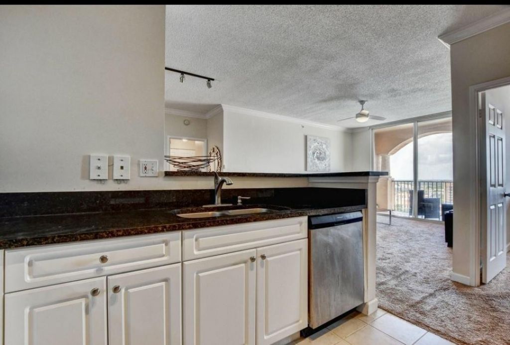 651 Okeechobee Boulevard, Unit 1204, West Palm Beach, FL 33401 Photo