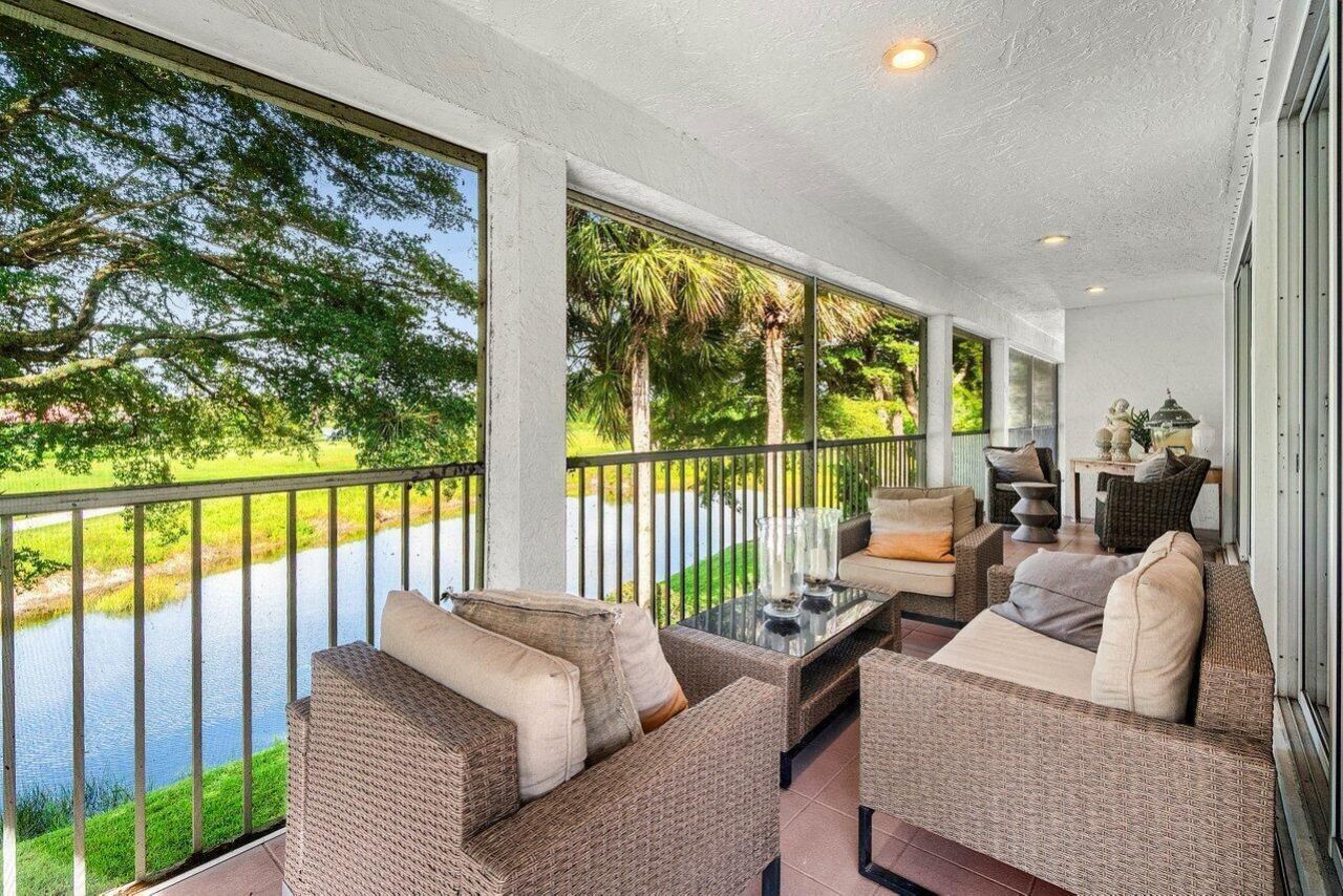 11823 Pebblewood Drive, Wellington, FL 33414 Photo