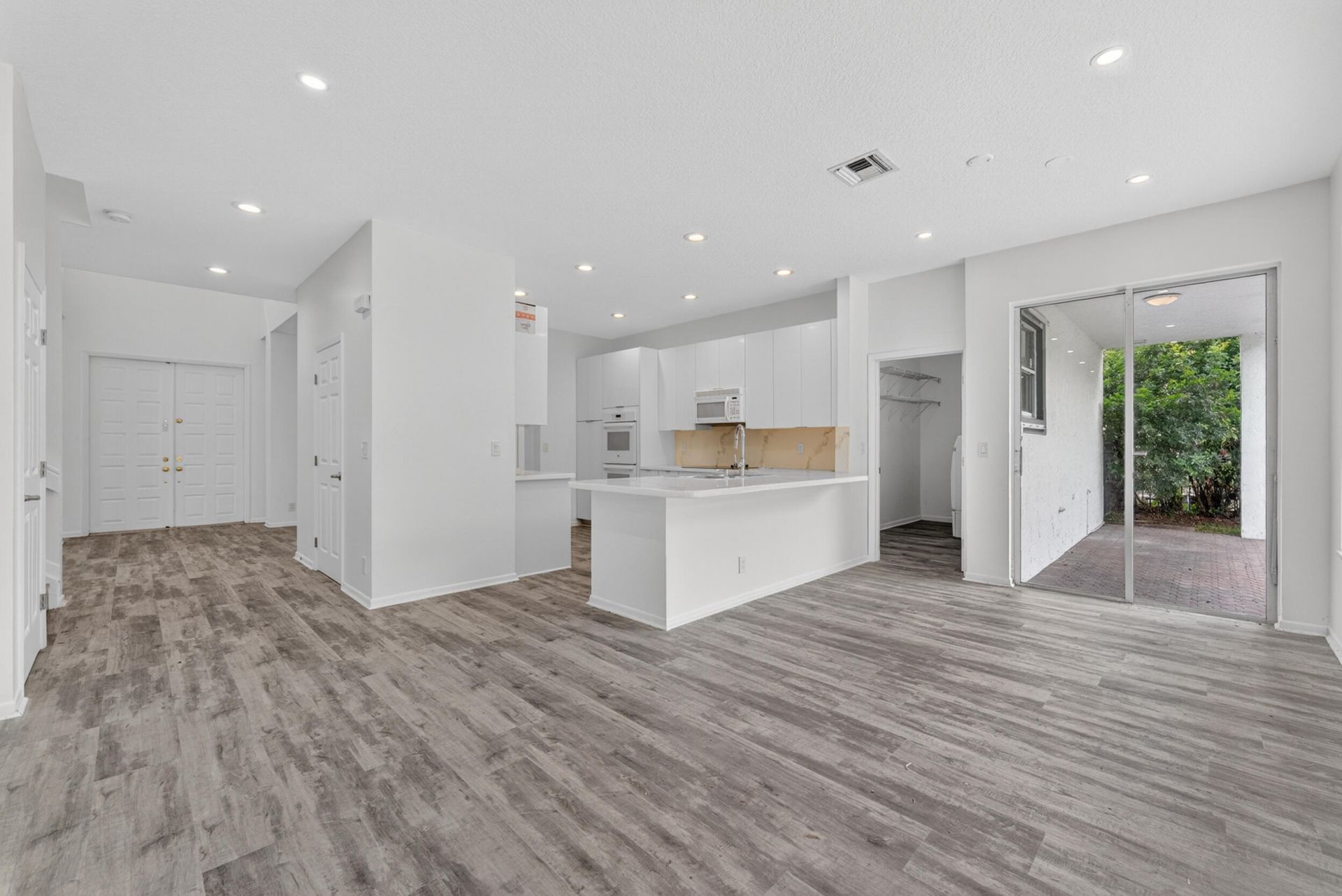 10749 Nashville Drive, Cooper City, FL 33026 Photo