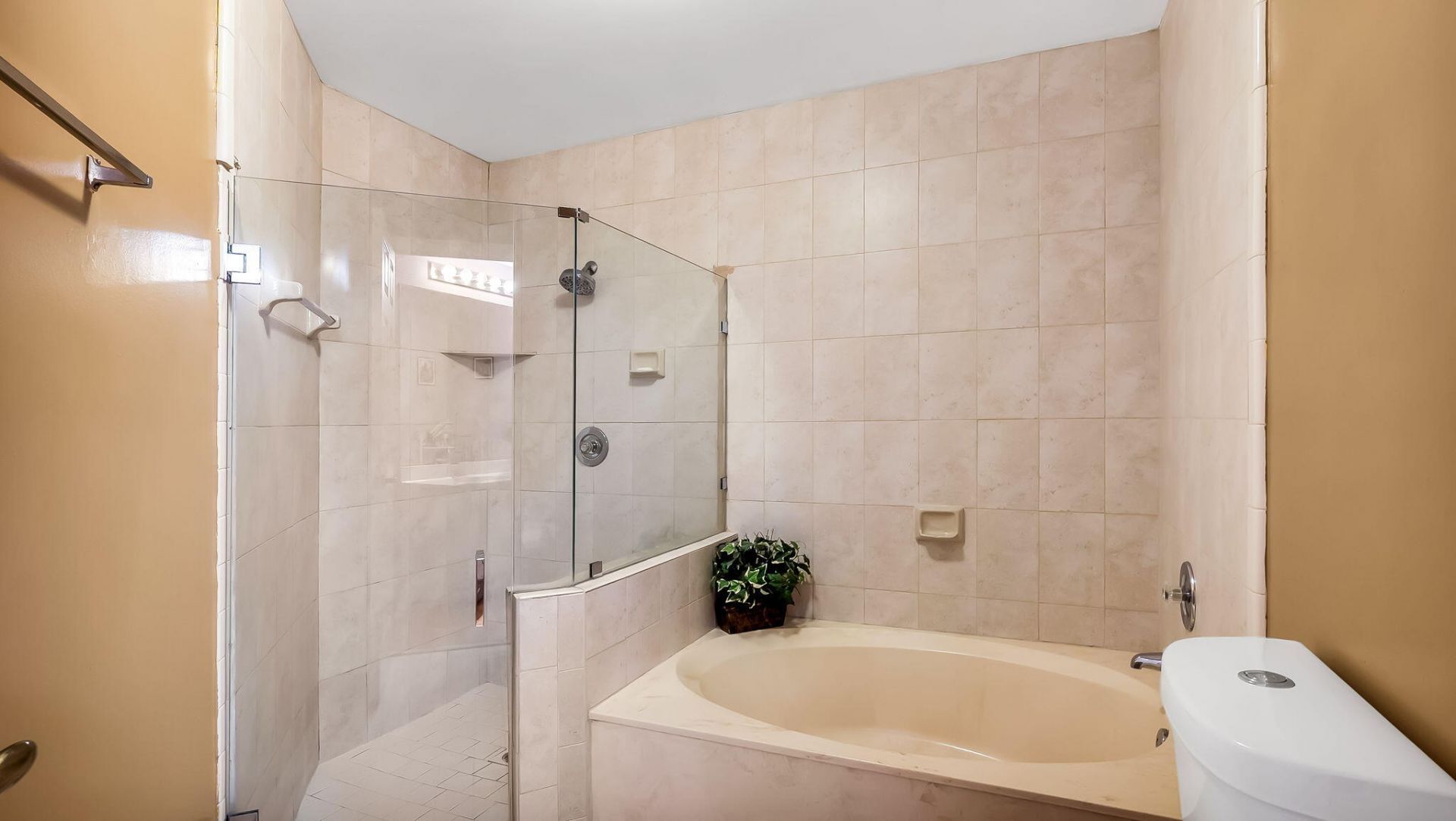 9720 SW 12th Street, Pembroke Pines, FL 33025 Photo
