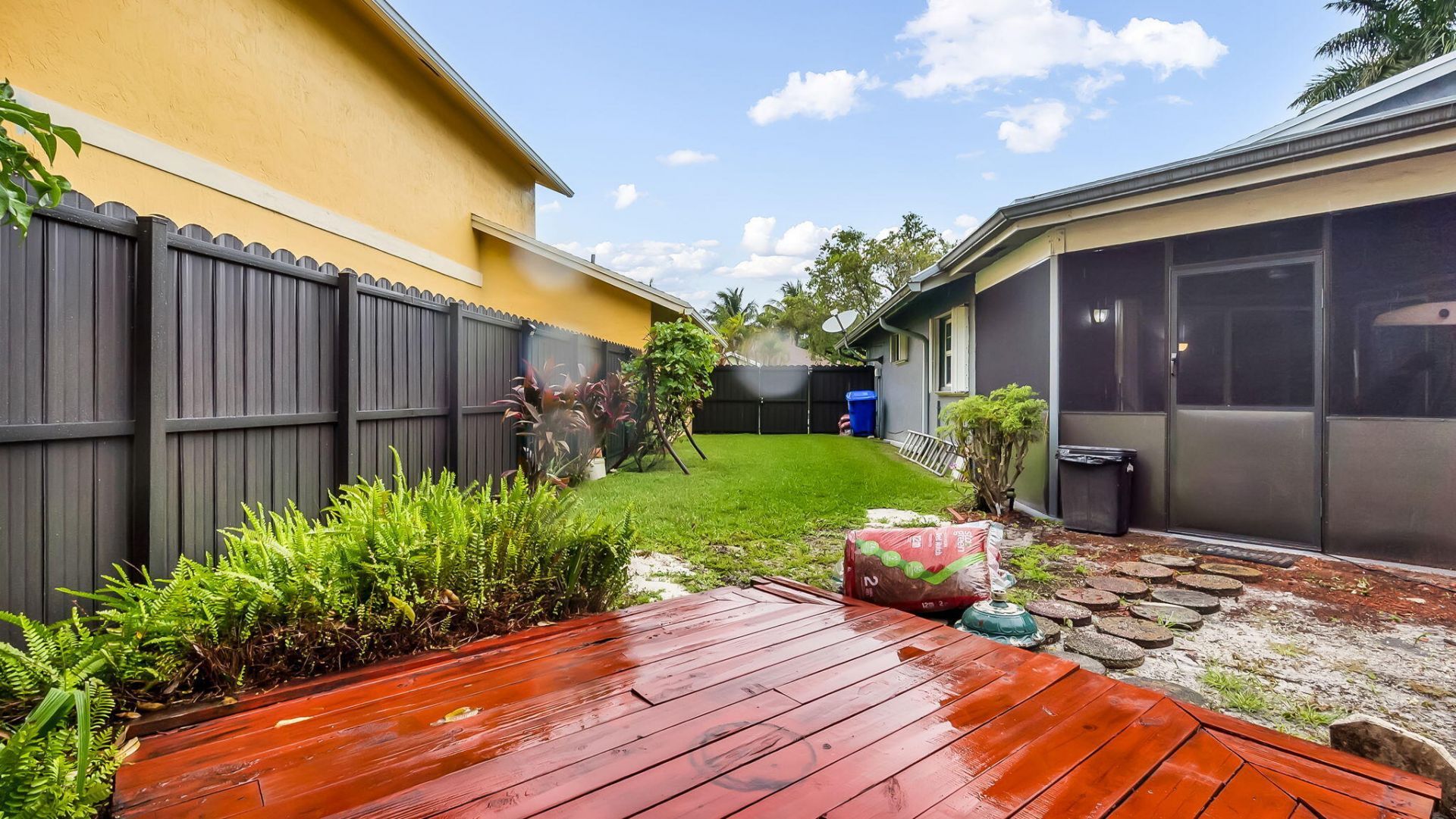 9720 SW 12th Street, Pembroke Pines, FL 33025 Photo