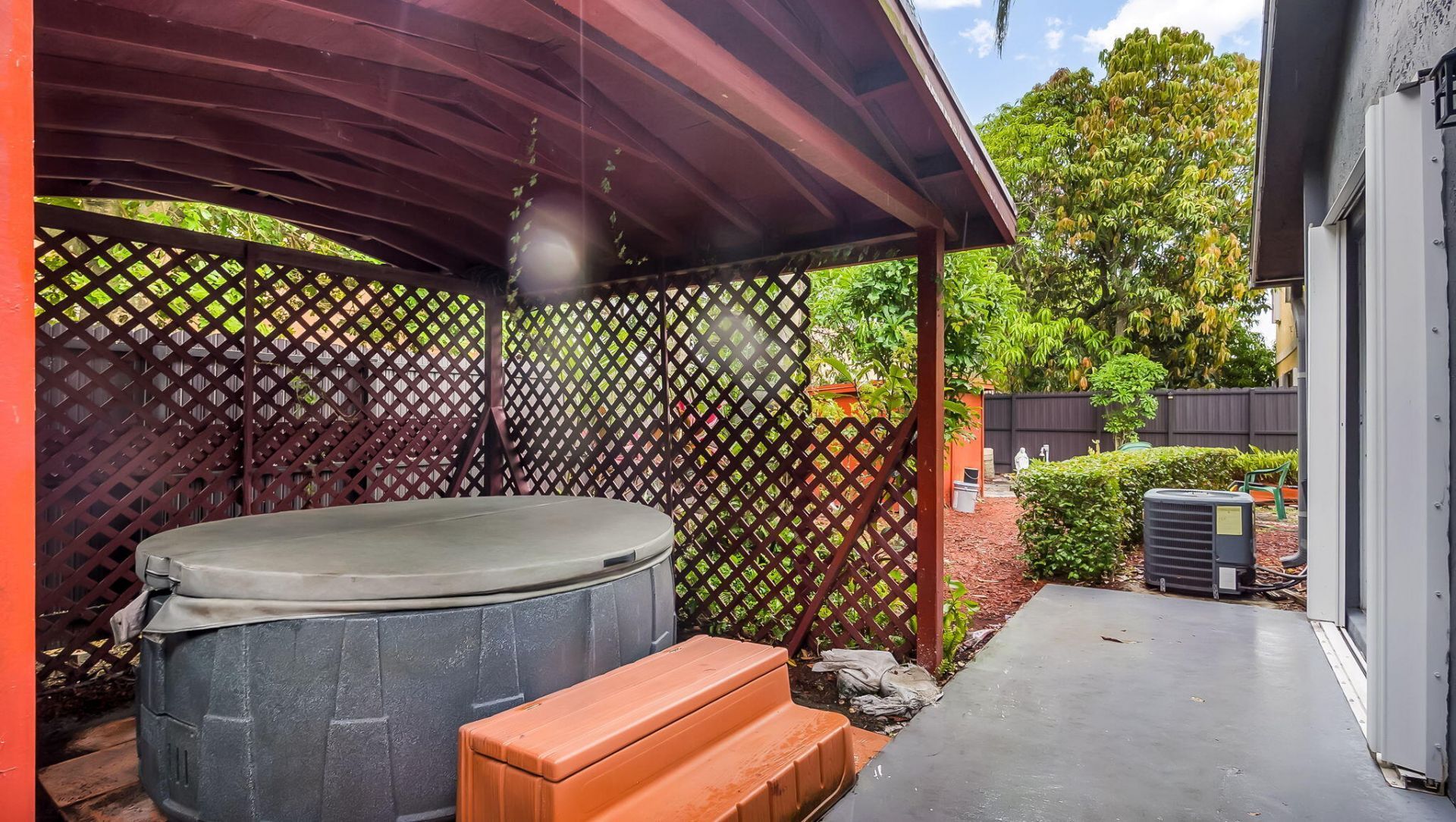 9720 SW 12th Street, Pembroke Pines, FL 33025 Photo