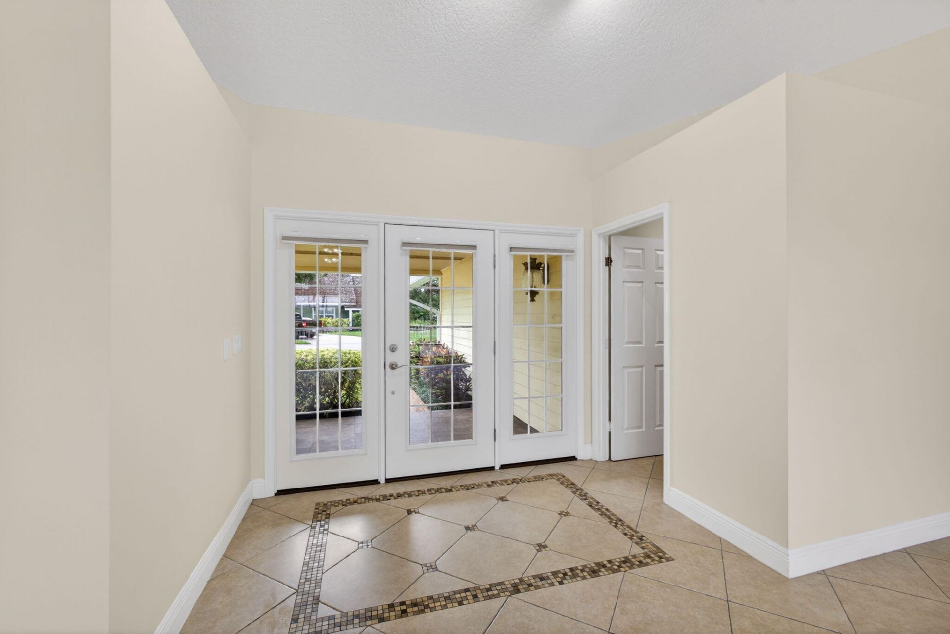 10420 SE Jupiter Narrows Drive, Hobe Sound, FL 33455 Photo