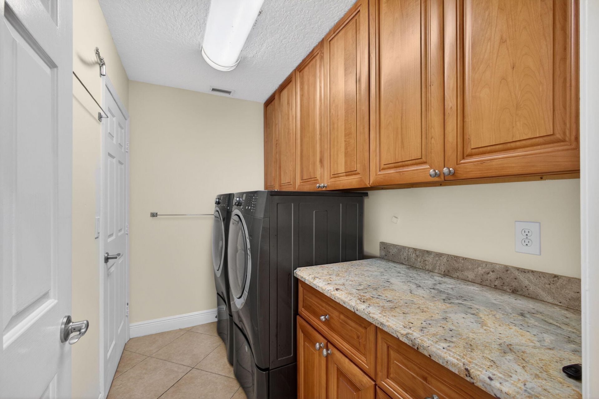10420 SE Jupiter Narrows Drive, Hobe Sound, FL 33455 Photo