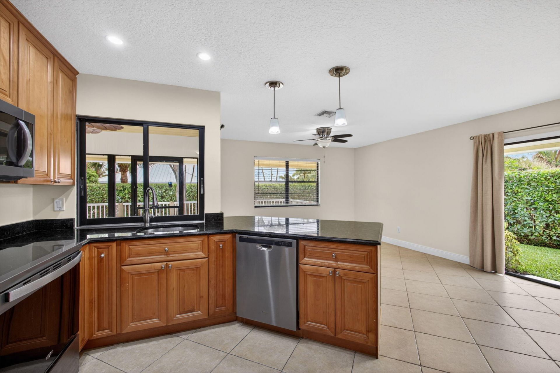 10420 SE Jupiter Narrows Drive, Hobe Sound, FL 33455 Photo