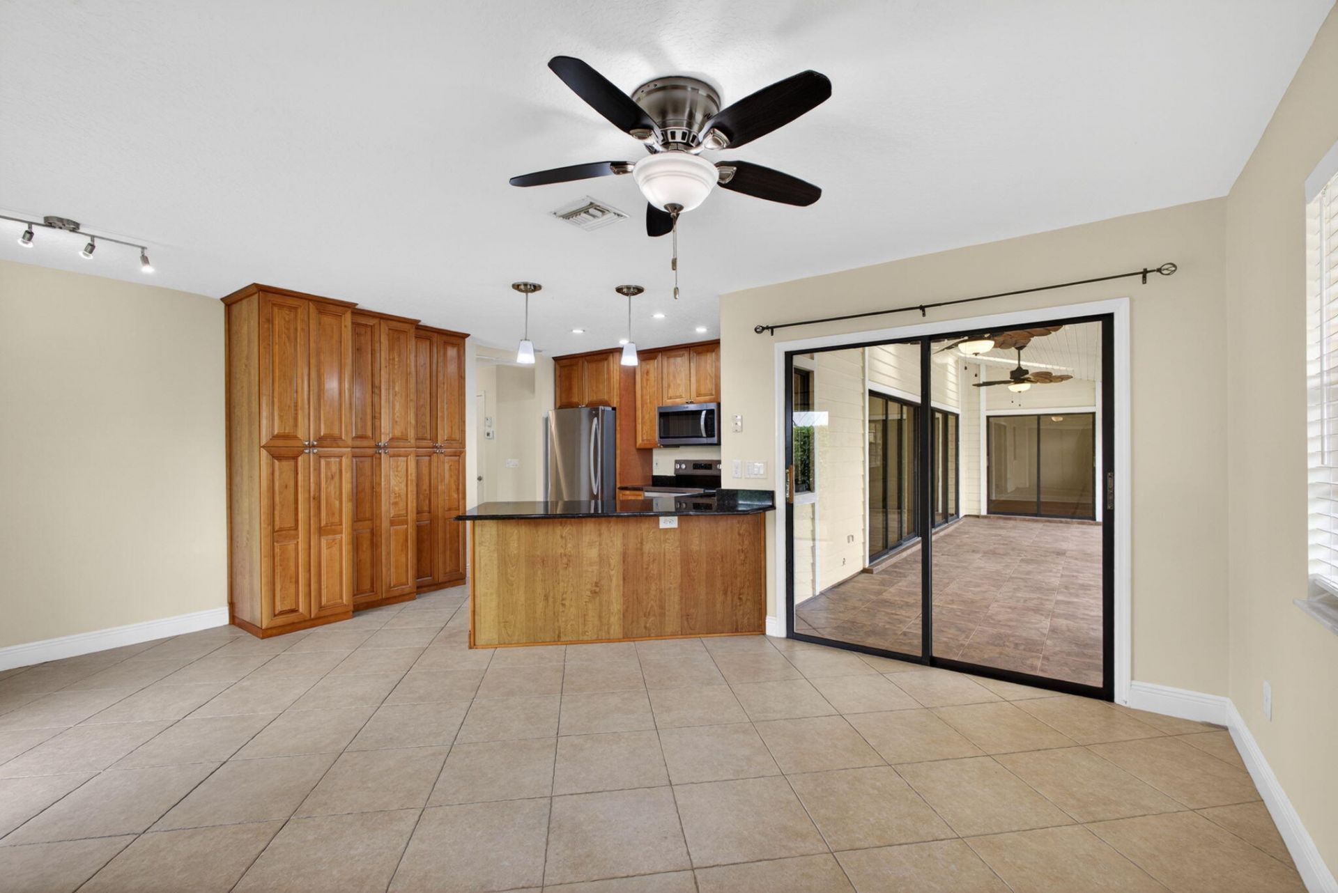 10420 SE Jupiter Narrows Drive, Hobe Sound, FL 33455 Photo