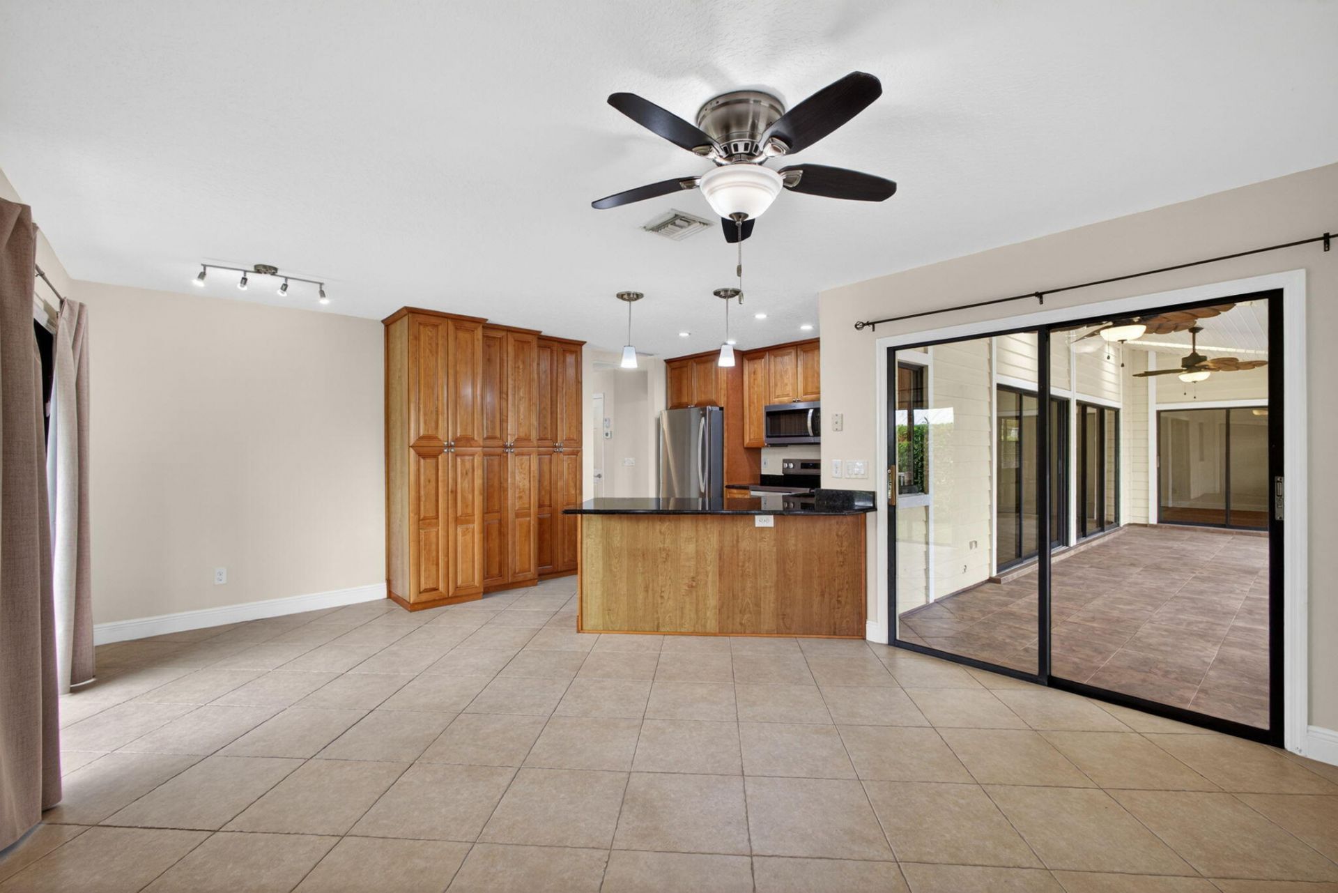 10420 SE Jupiter Narrows Drive, Hobe Sound, FL 33455 Photo