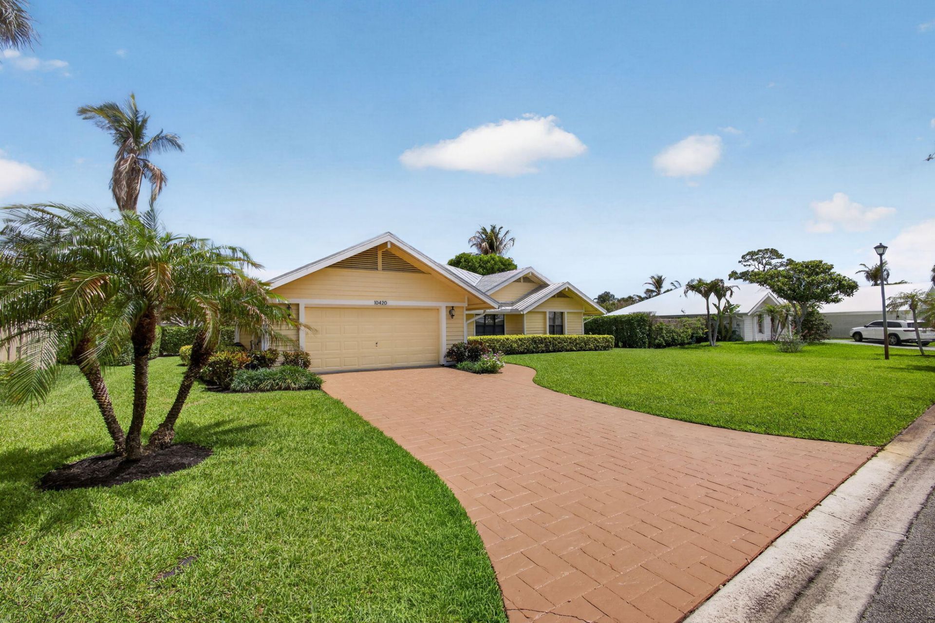 10420 SE Jupiter Narrows Drive, Hobe Sound, FL 33455 Photo