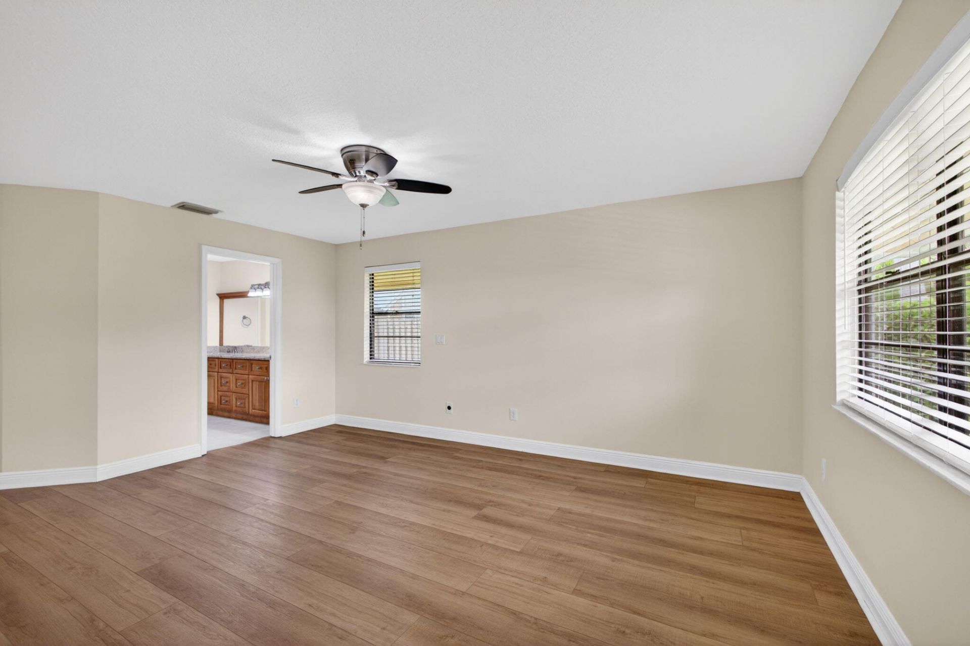 10420 SE Jupiter Narrows Drive, Hobe Sound, FL 33455 Photo