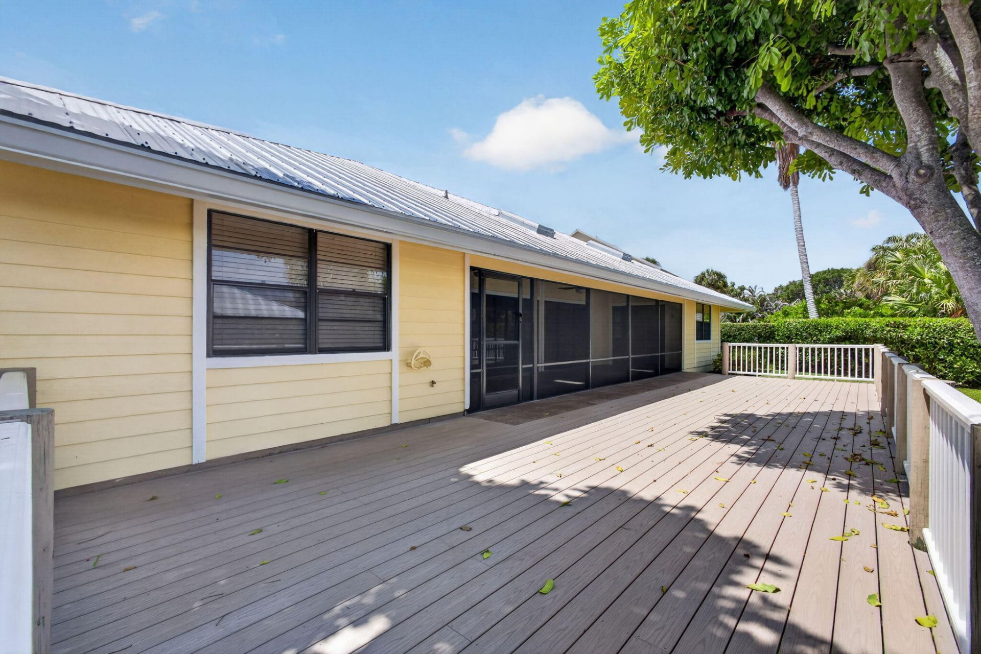 10420 SE Jupiter Narrows Drive, Hobe Sound, FL 33455 Photo