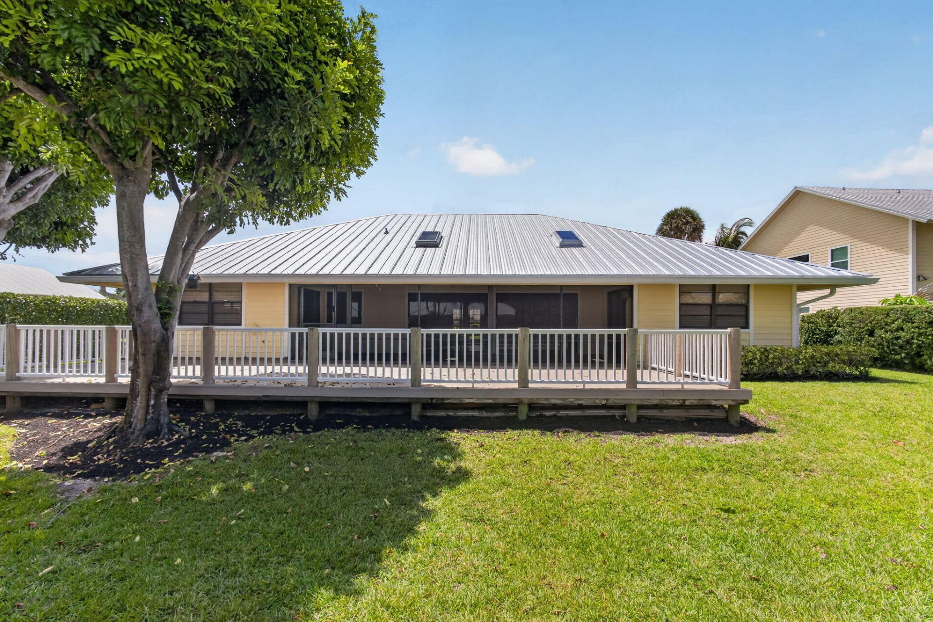 10420 SE Jupiter Narrows Drive, Hobe Sound, FL 33455 Photo