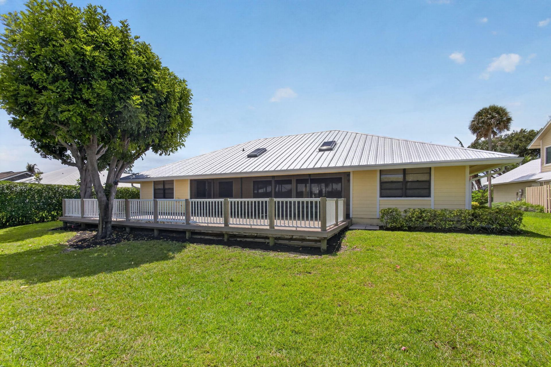 10420 SE Jupiter Narrows Drive, Hobe Sound, FL 33455 Photo