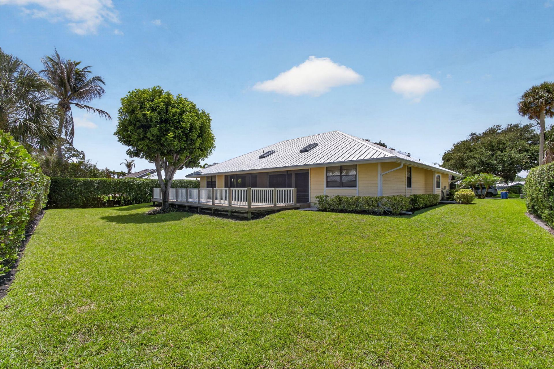 10420 SE Jupiter Narrows Drive, Hobe Sound, FL 33455 Photo