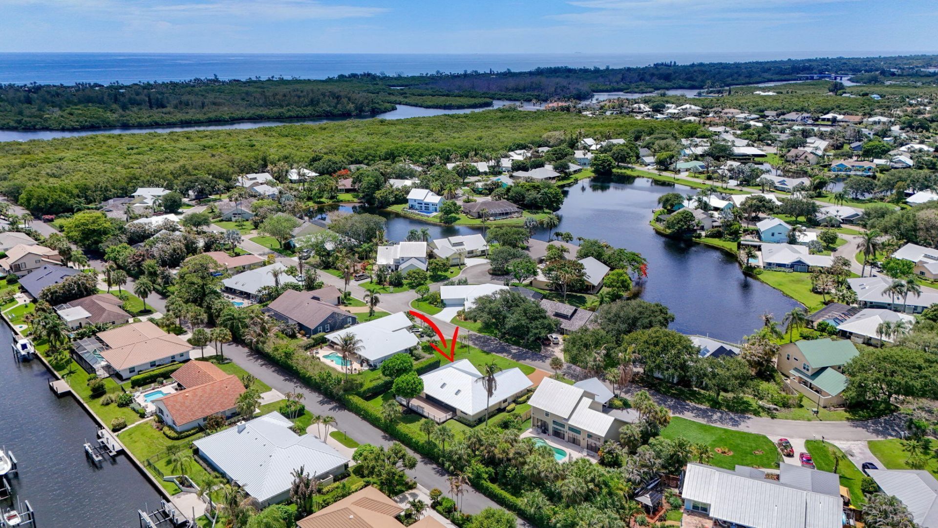 10420 SE Jupiter Narrows Drive, Hobe Sound, FL 33455 Photo