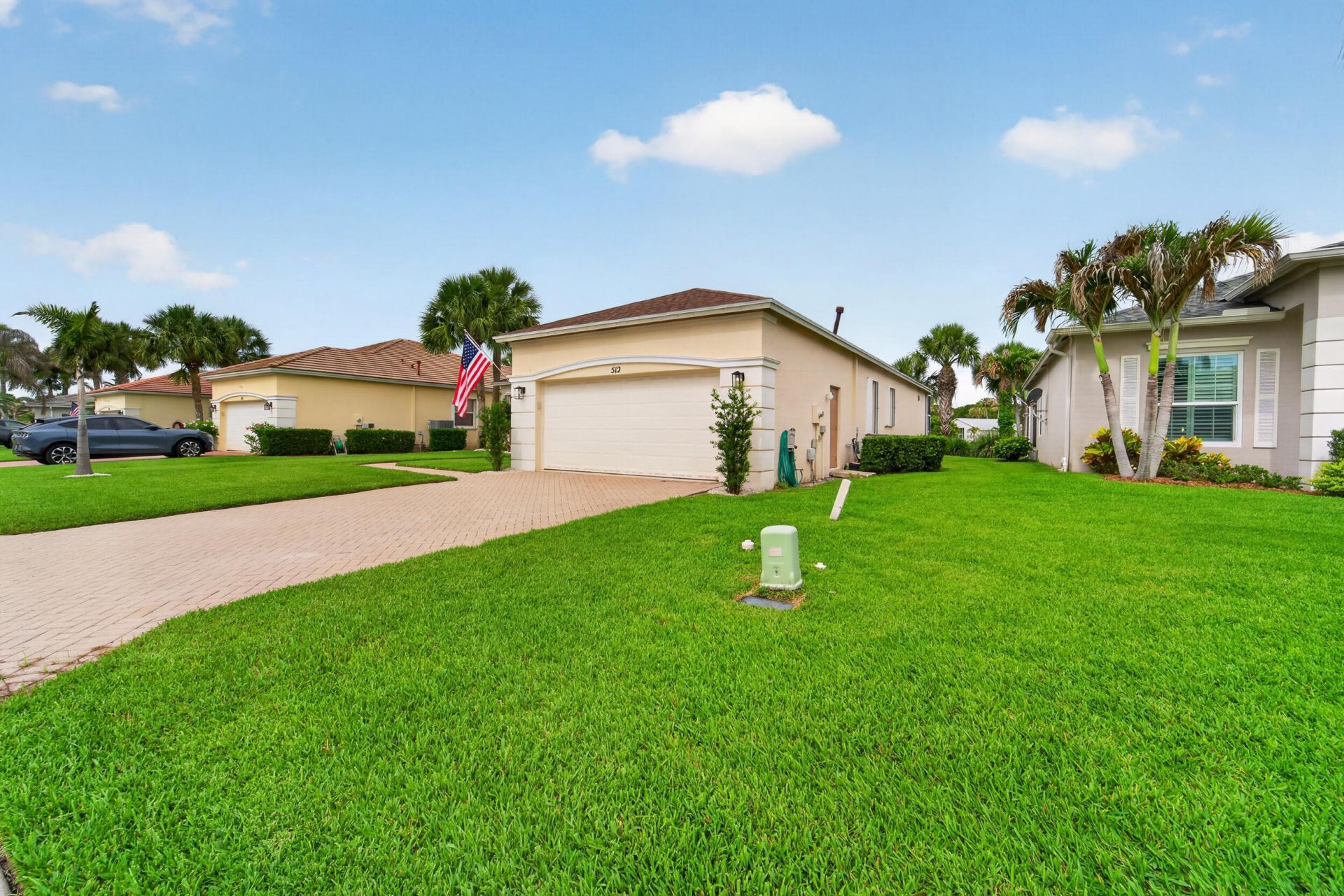 512 SW Lake Manatee Way, Port Saint Lucie, FL 34986 Photo