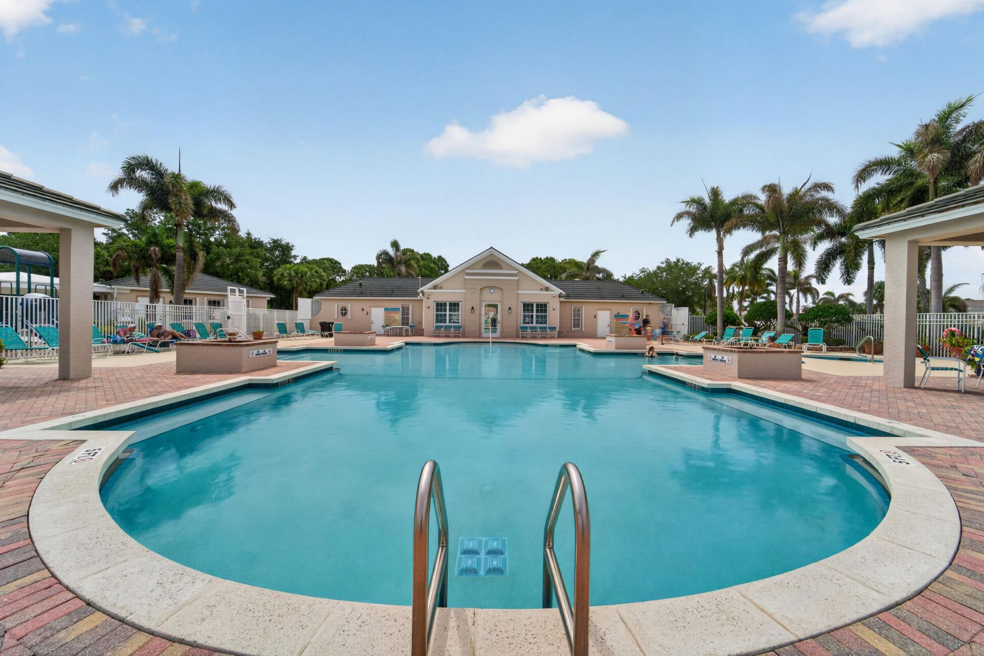 512 SW Lake Manatee Way, Port Saint Lucie, FL 34986 Photo