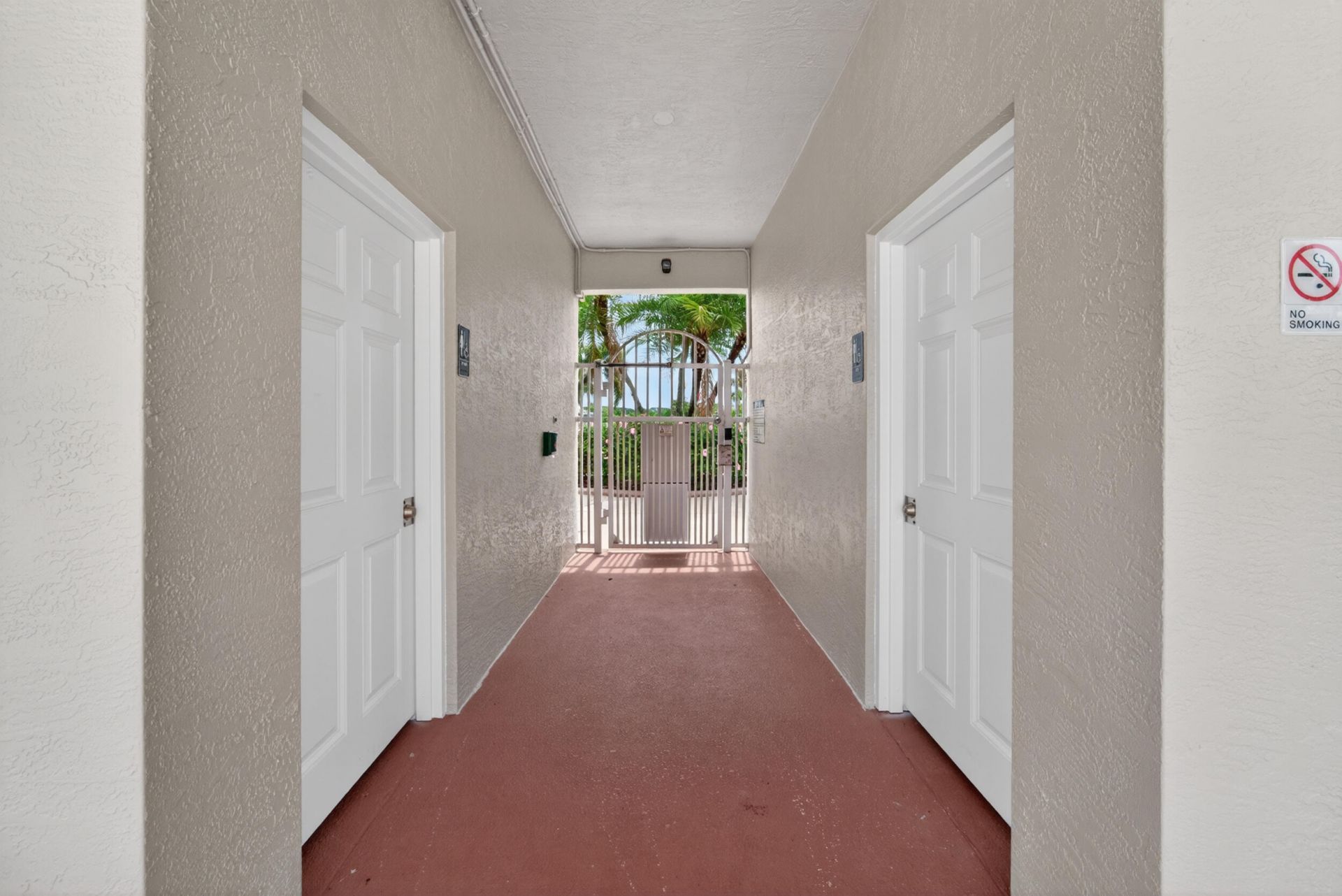 512 SW Lake Manatee Way, Port Saint Lucie, FL 34986 Photo