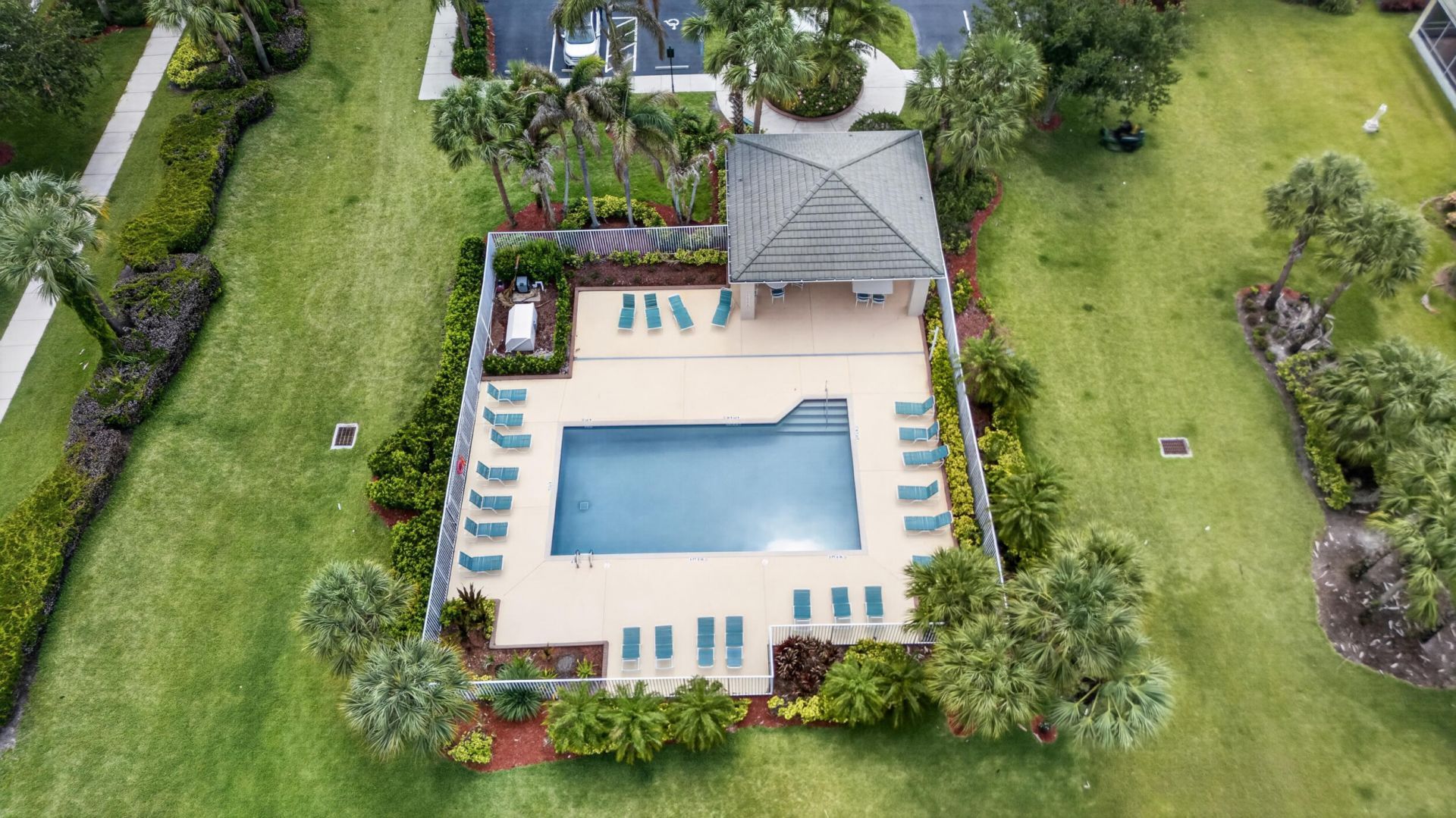 512 SW Lake Manatee Way, Port Saint Lucie, FL 34986 Photo