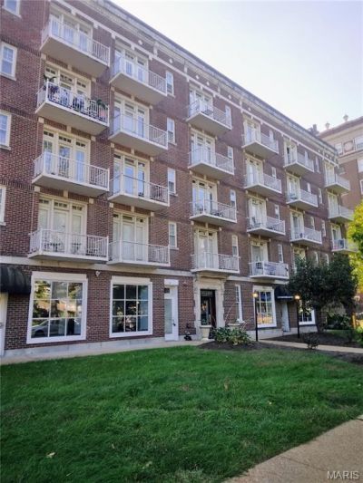 5316 Pershing Avenue , Unit 406, Saint Louis, MO 63112 Main Photo