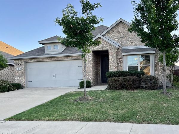 2143 Erika Lane, Forney, TX 75126