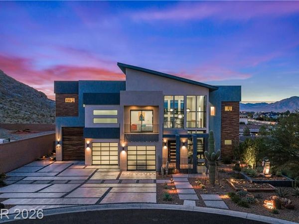 4191 Via Montagna Street, Las Vegas, NV 89129