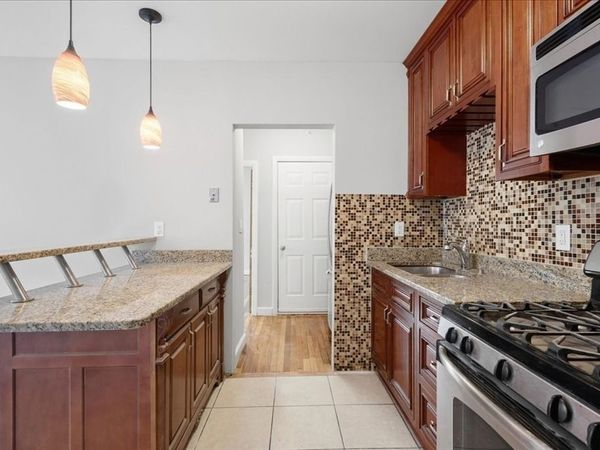 75 Bellevue St, Unit 2, Boston, MA 02125