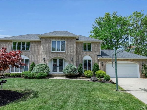 46 Ascot Circle, East Amherst, NY 14051