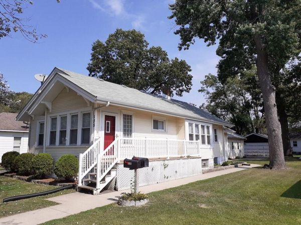 135 N Lindberg Street , Griffith, IN 46319
