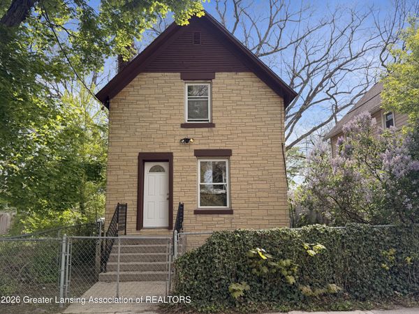 1029 Clear Street, Lansing, MI 48910