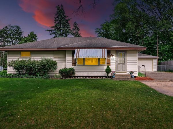 11605 Gladiola Street NW, Coon Rapids, MN 55433