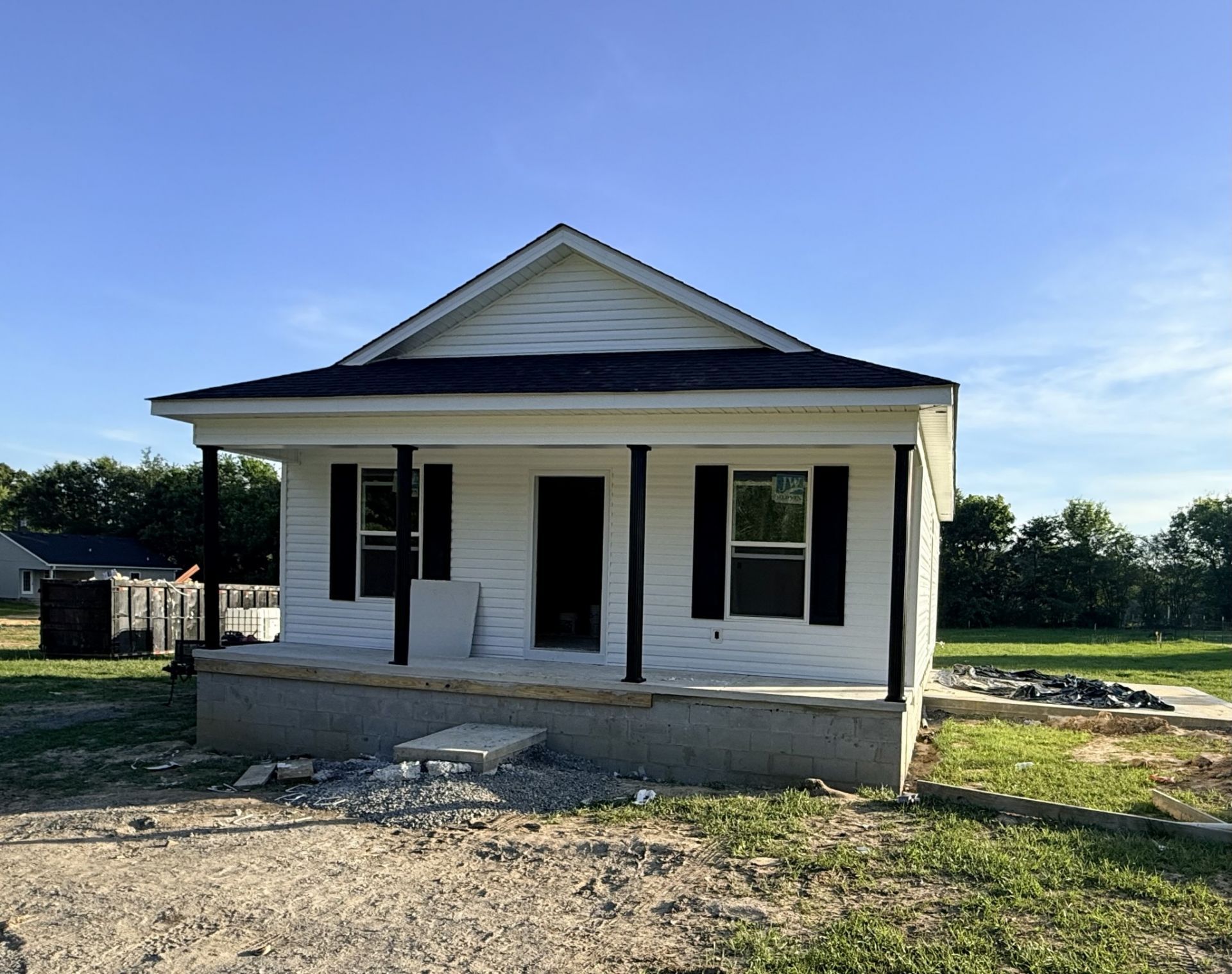 105 Hummingbird Dr, Tullahoma, TN 37388 Main Photo