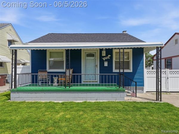 12960 Castle Street , Southgate, MI 48195