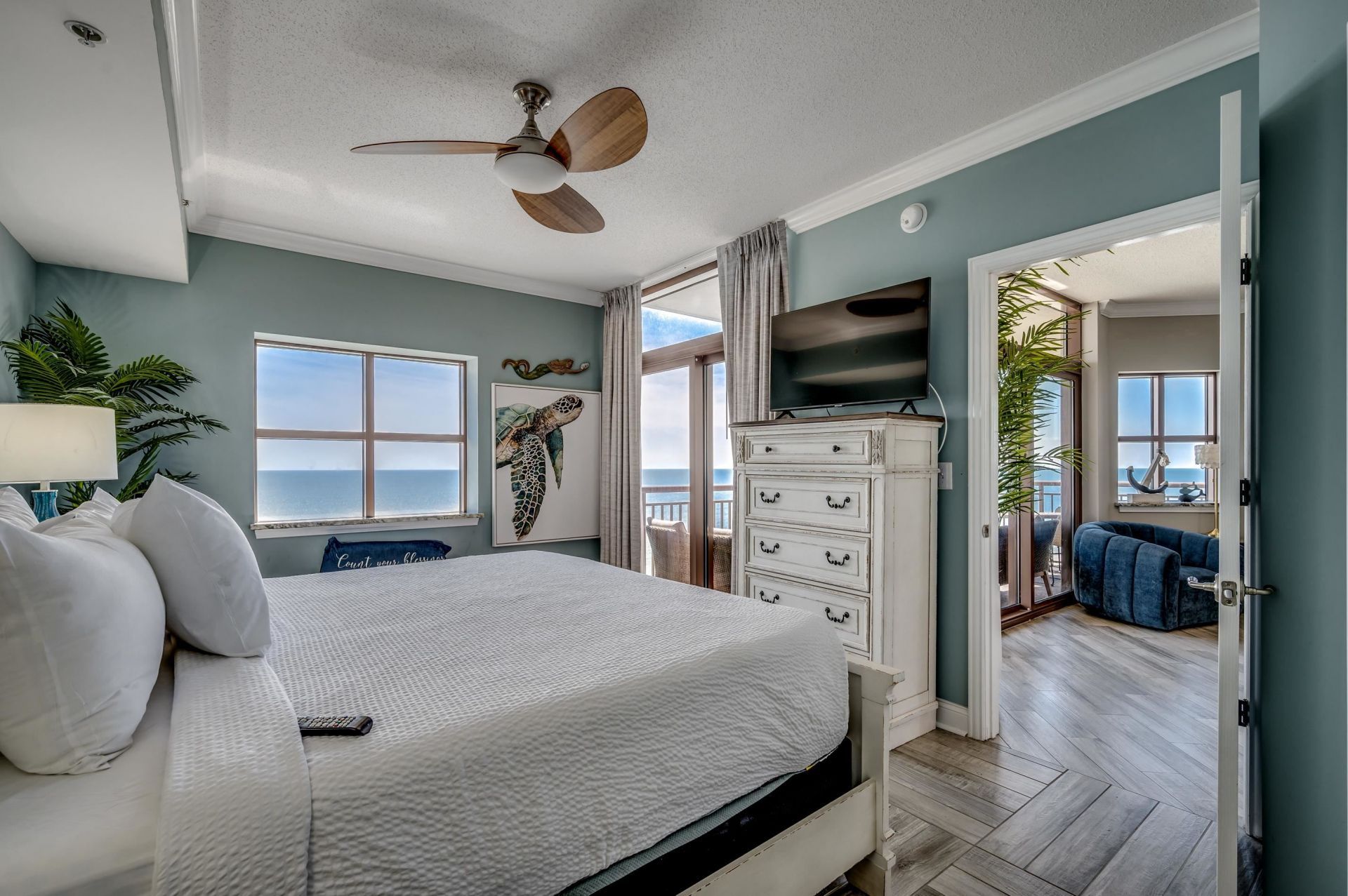 100 North Beach Blvd. Photo 15