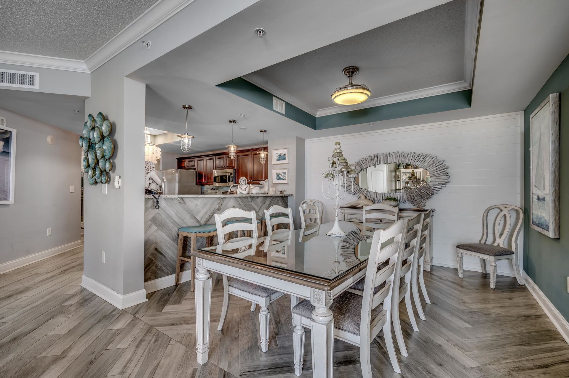 100 North Beach Blvd. Photo 8