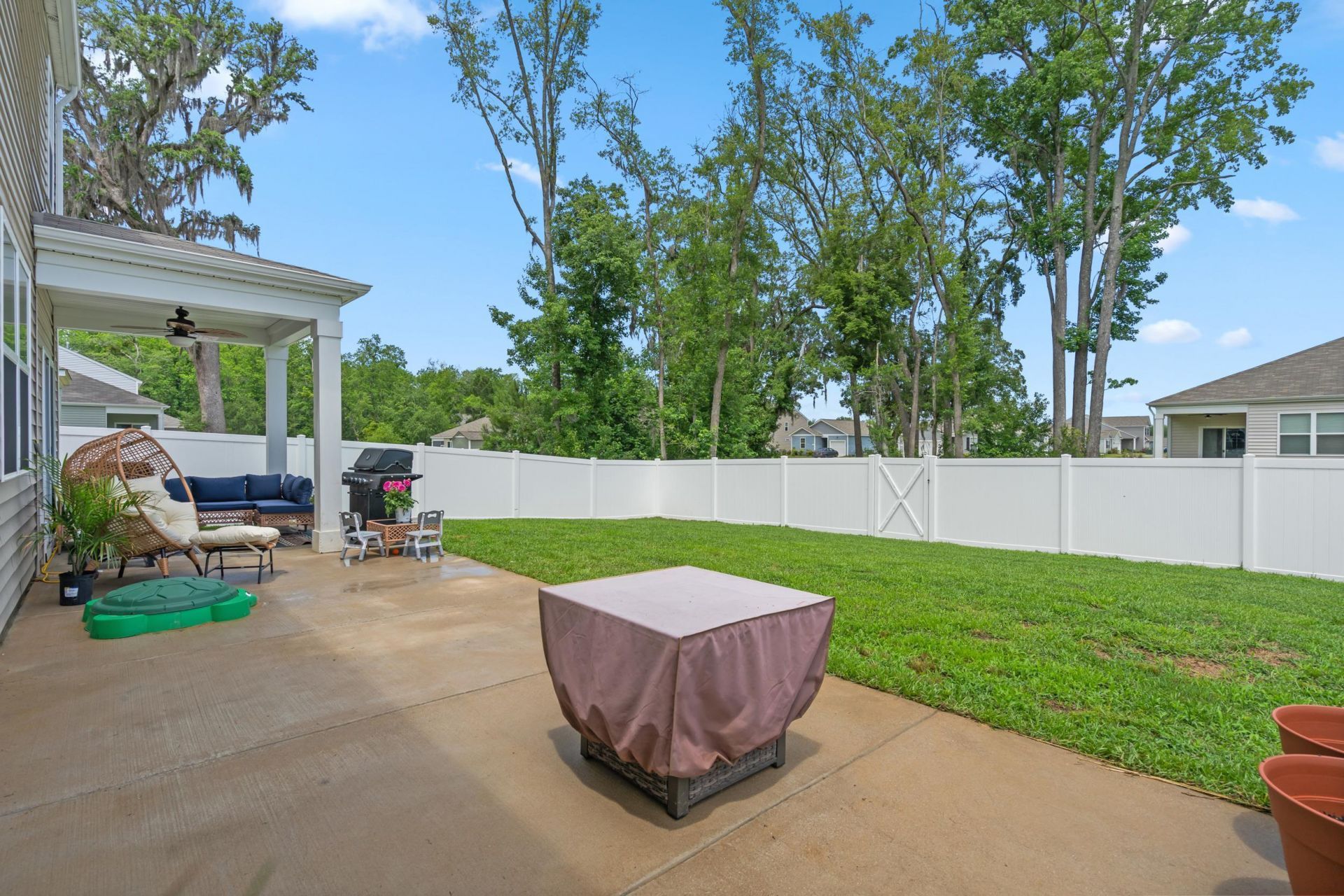 1324 Nokota Dr. Photo 18