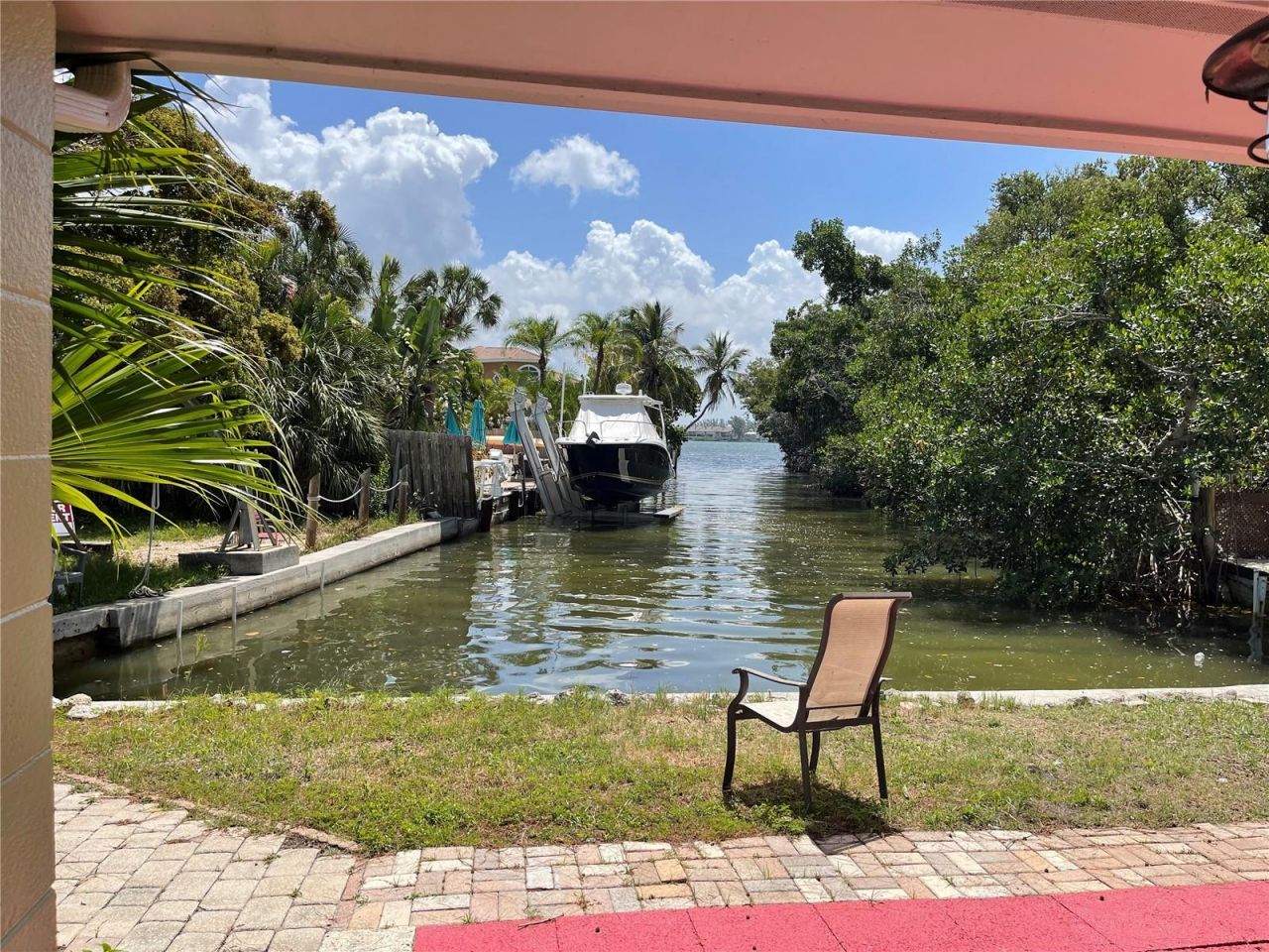 2100 Avenue A, Bradenton Beach, FL 34217 Photo