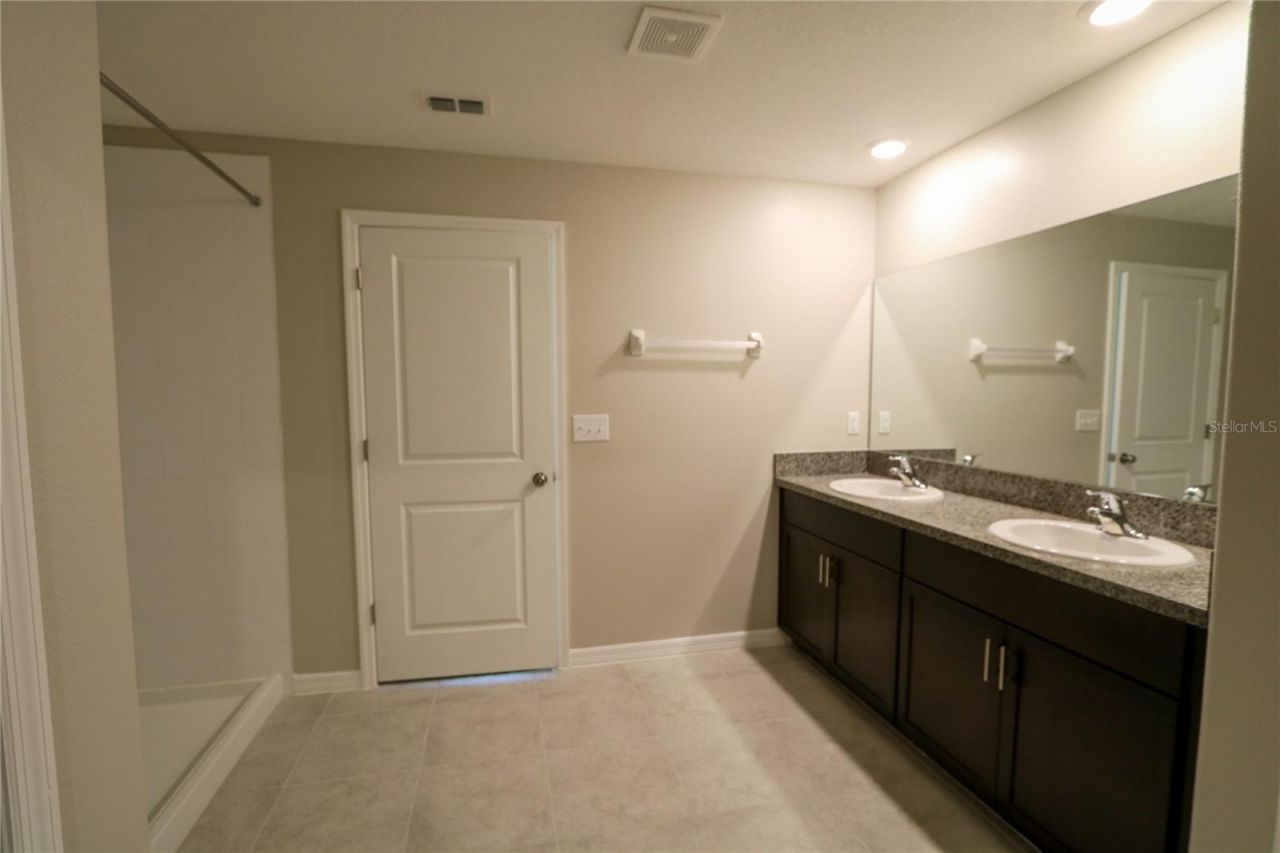 7154 Samuel Ivy Drive , Tampa, FL 33619 Photo