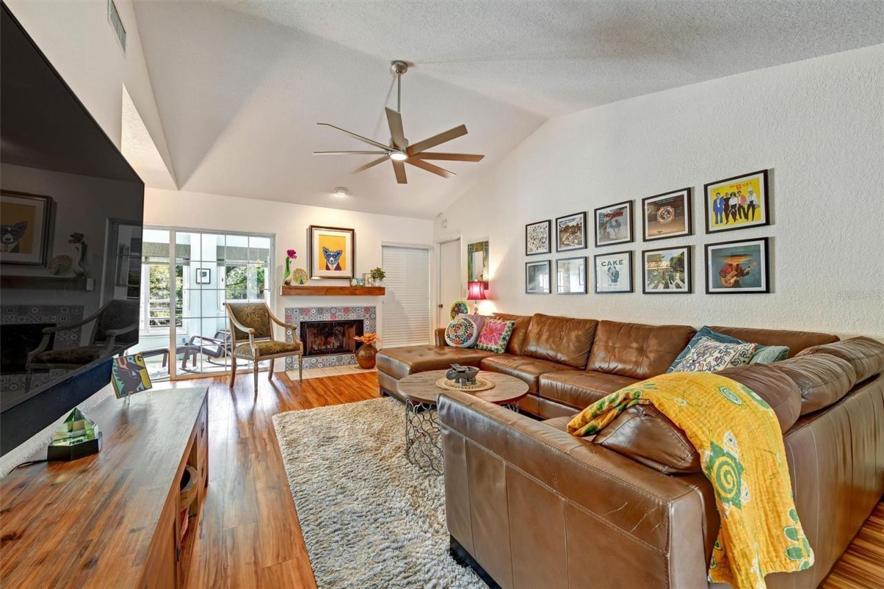 8352 Meadowbrook Drive , Unit 10, Seminole, FL 33777 Photo