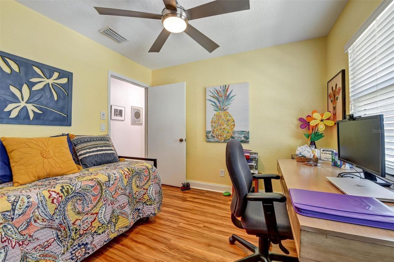 8352 Meadowbrook Drive , Unit 10, Seminole, FL 33777 Photo