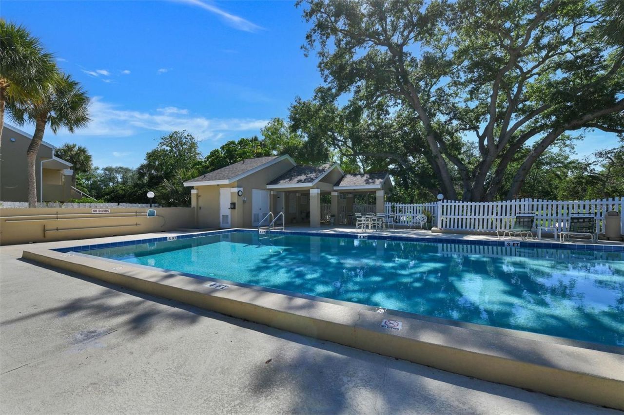 8352 Meadowbrook Drive , Unit 10, Seminole, FL 33777 Photo