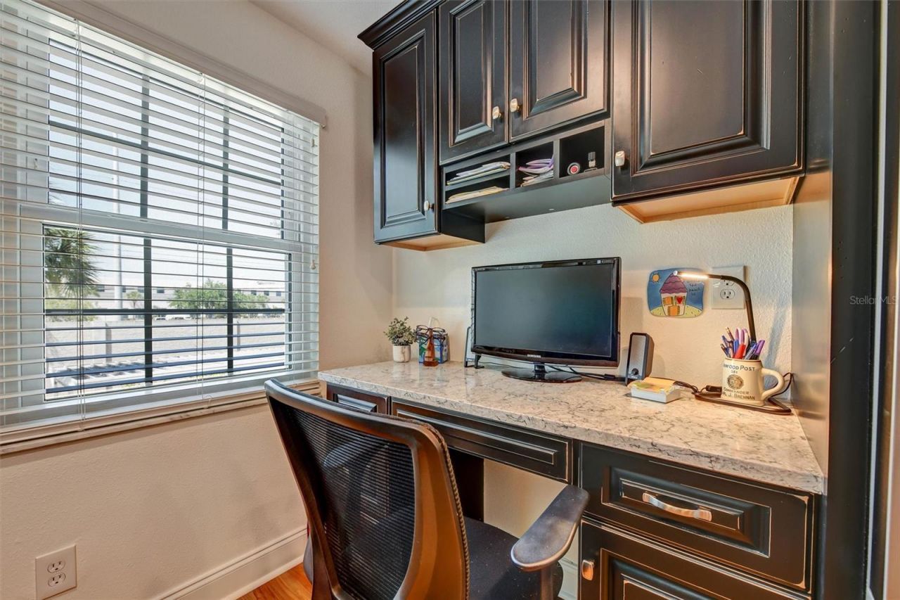 8352 Meadowbrook Drive , Unit 10, Seminole, FL 33777 Photo
